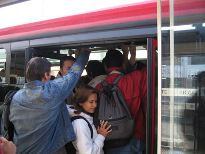 Violencias y movilidad de mujeres