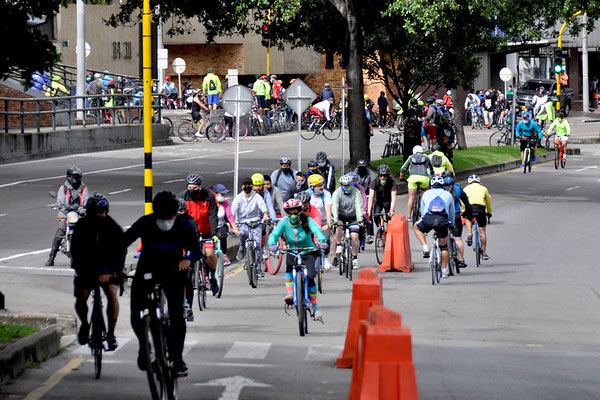 ¿Qué piensan los jóvenes sobre la movilidad y el medio ambiente en Bogotá?